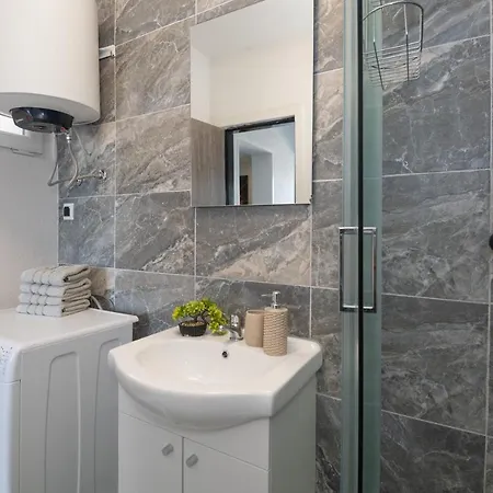 Viktorija * Ντουμπρόβνικ